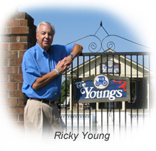 youngs-auto-parts-ricky-young-at-gate